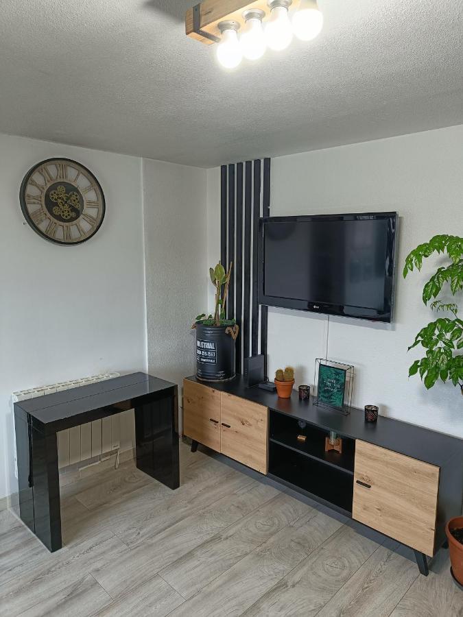 Charmant Appartement Avec Vue Marina سان سيبريان المظهر الخارجي الصورة
